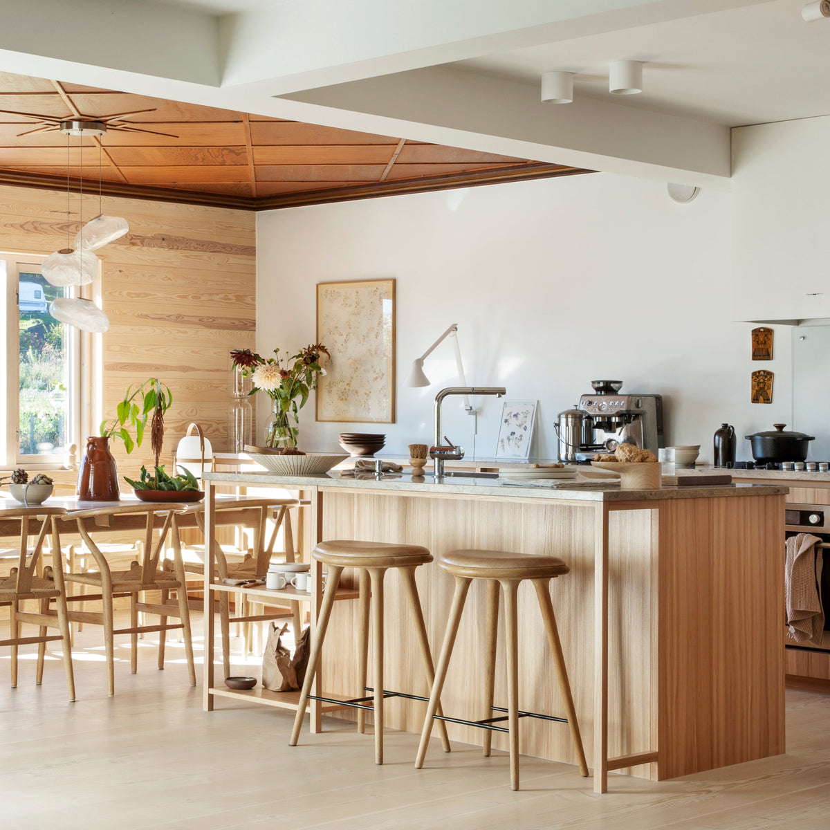 5 things we love about our Vol 23 Autumn cover home (and you will too)