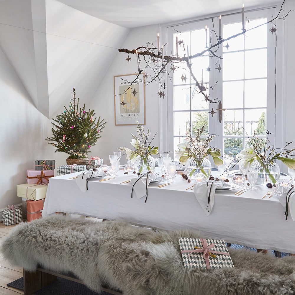 Style a nature-inspired Scandi Christmas tablescape
